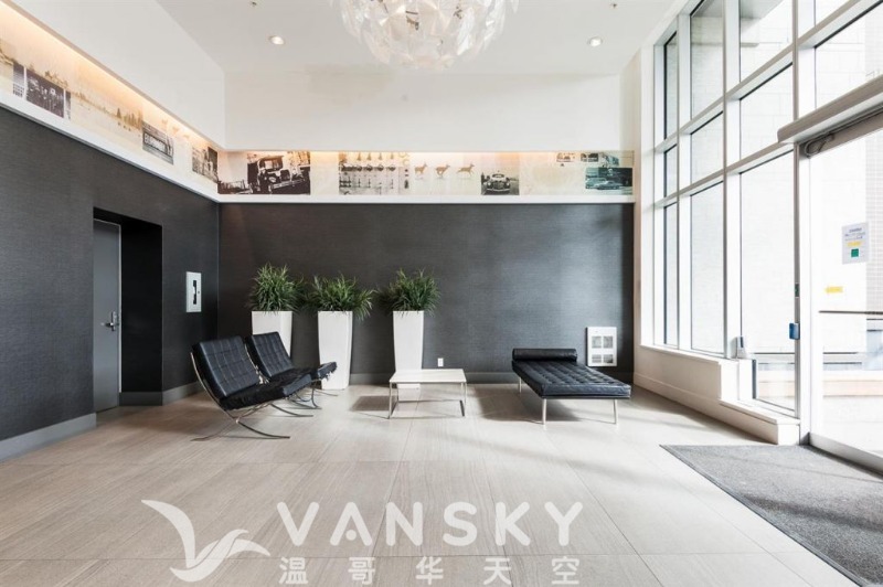 221220170229_silver lobby.jpg